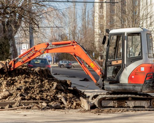 Mini Excavator with Rubber Tracks